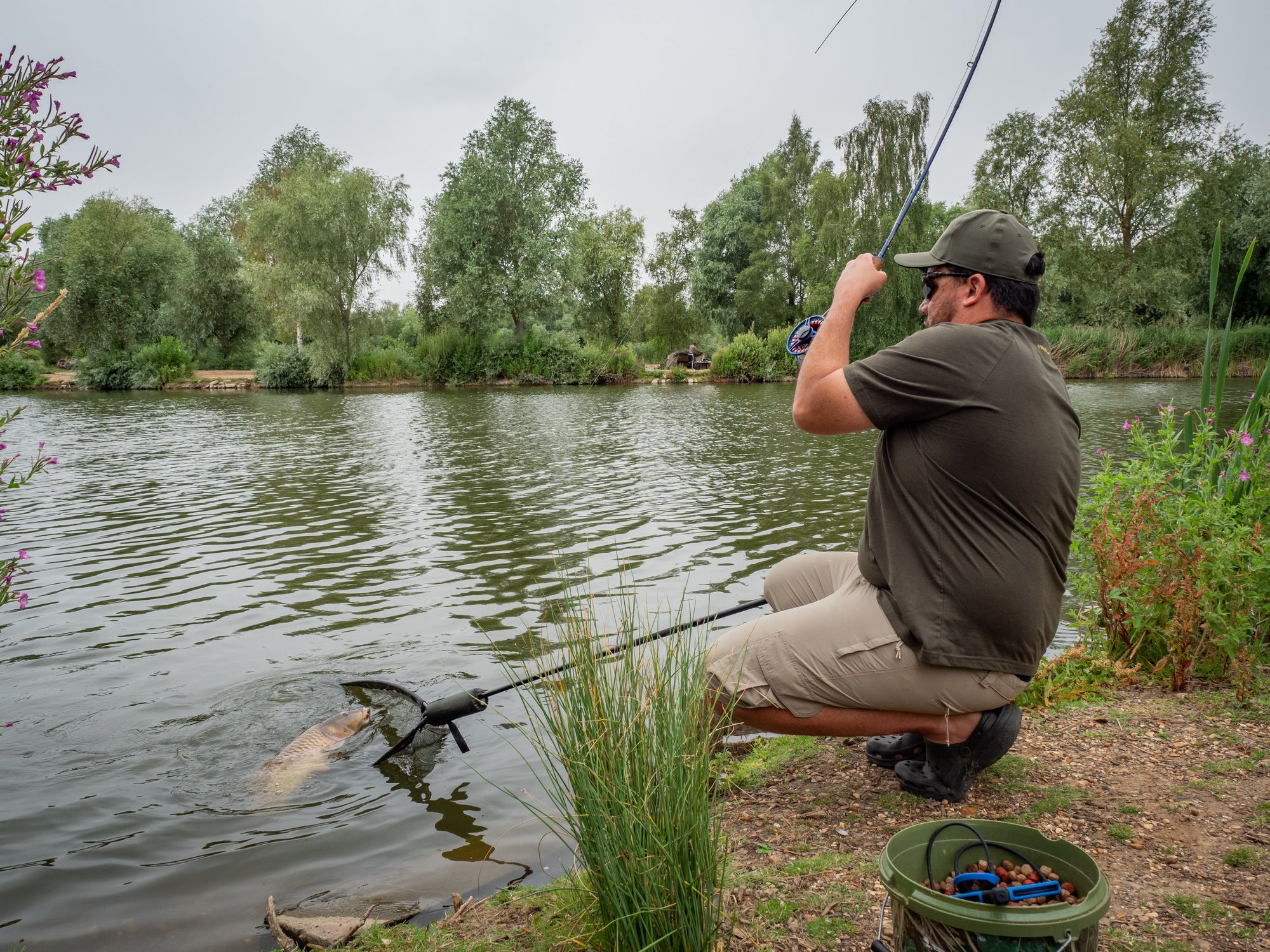 Surface Fishing for Carp – The Two Rod Approach