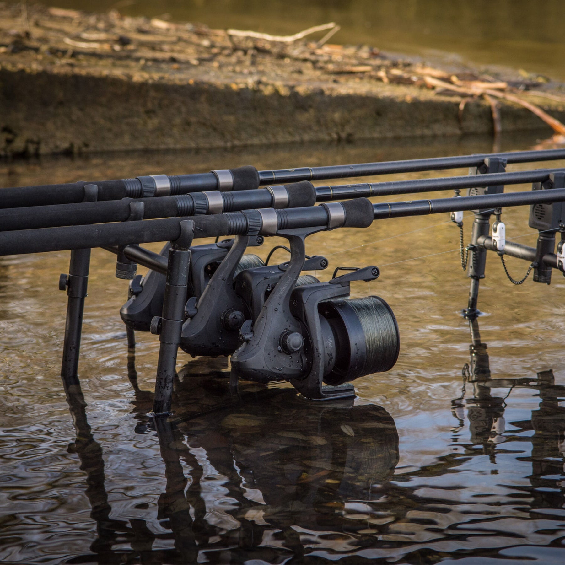 Extremis FC 12ft 3lb Full Slim Cork Carp Fishing Rod  Carp Rod Wychwood