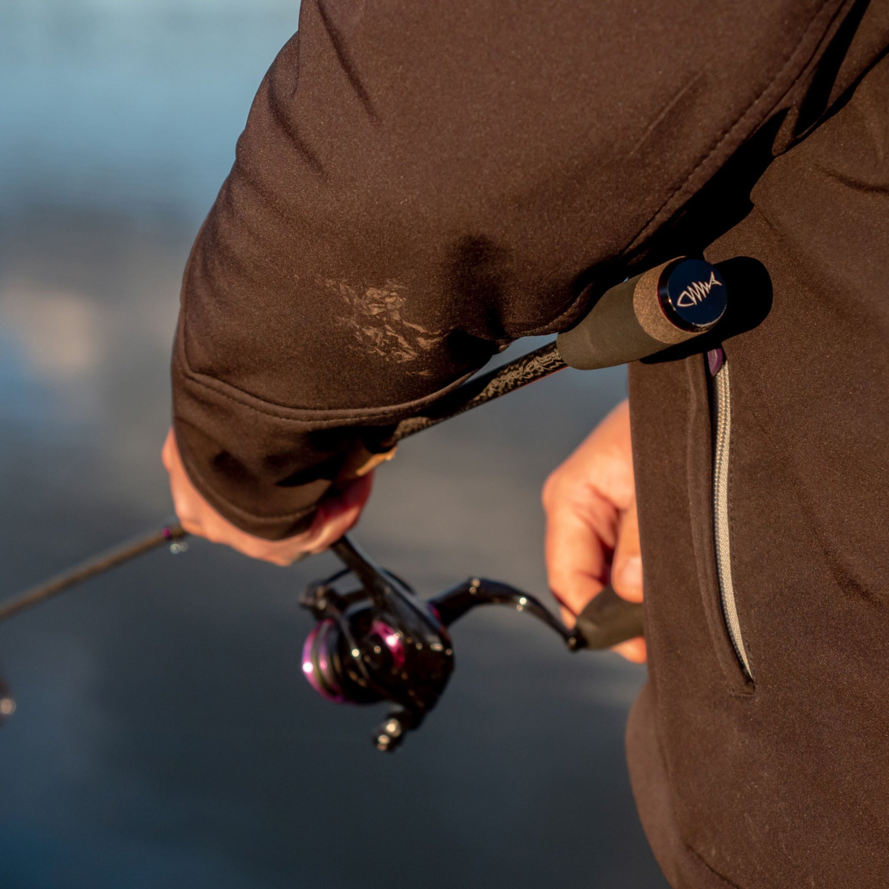 Agitator Series 2 / 3000  Fishing Reel