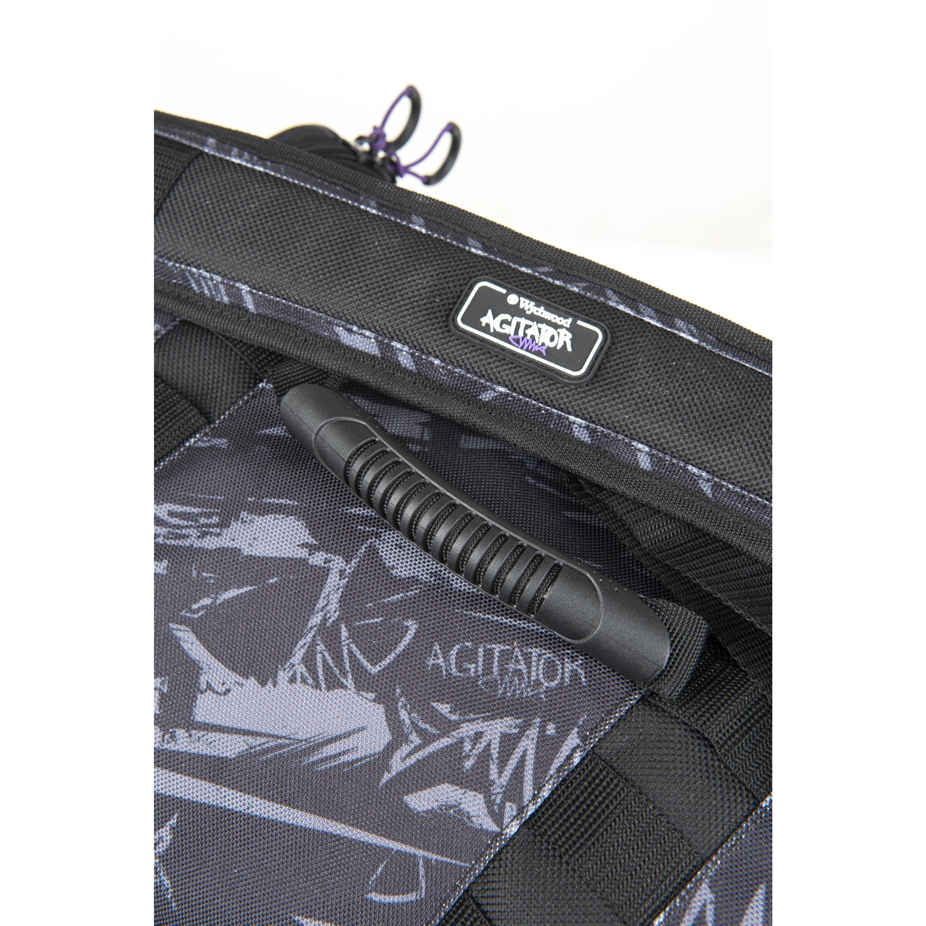 Agitator HD Medium Lure bag