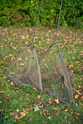 30in Specialist Landing Net  Landing Net Wychwood