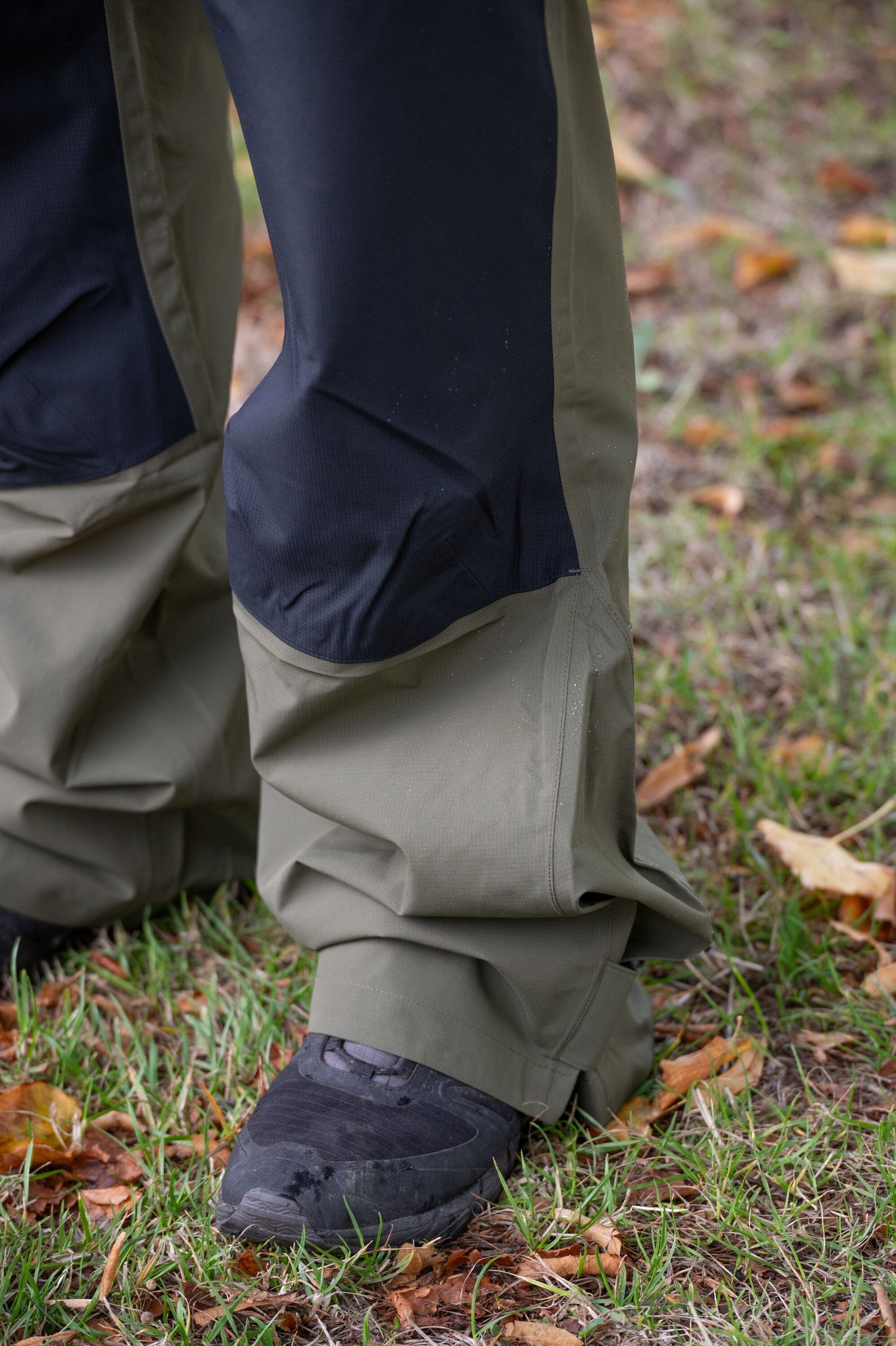 Waterproof Trousers Olive/Black  Trousers Wychwood